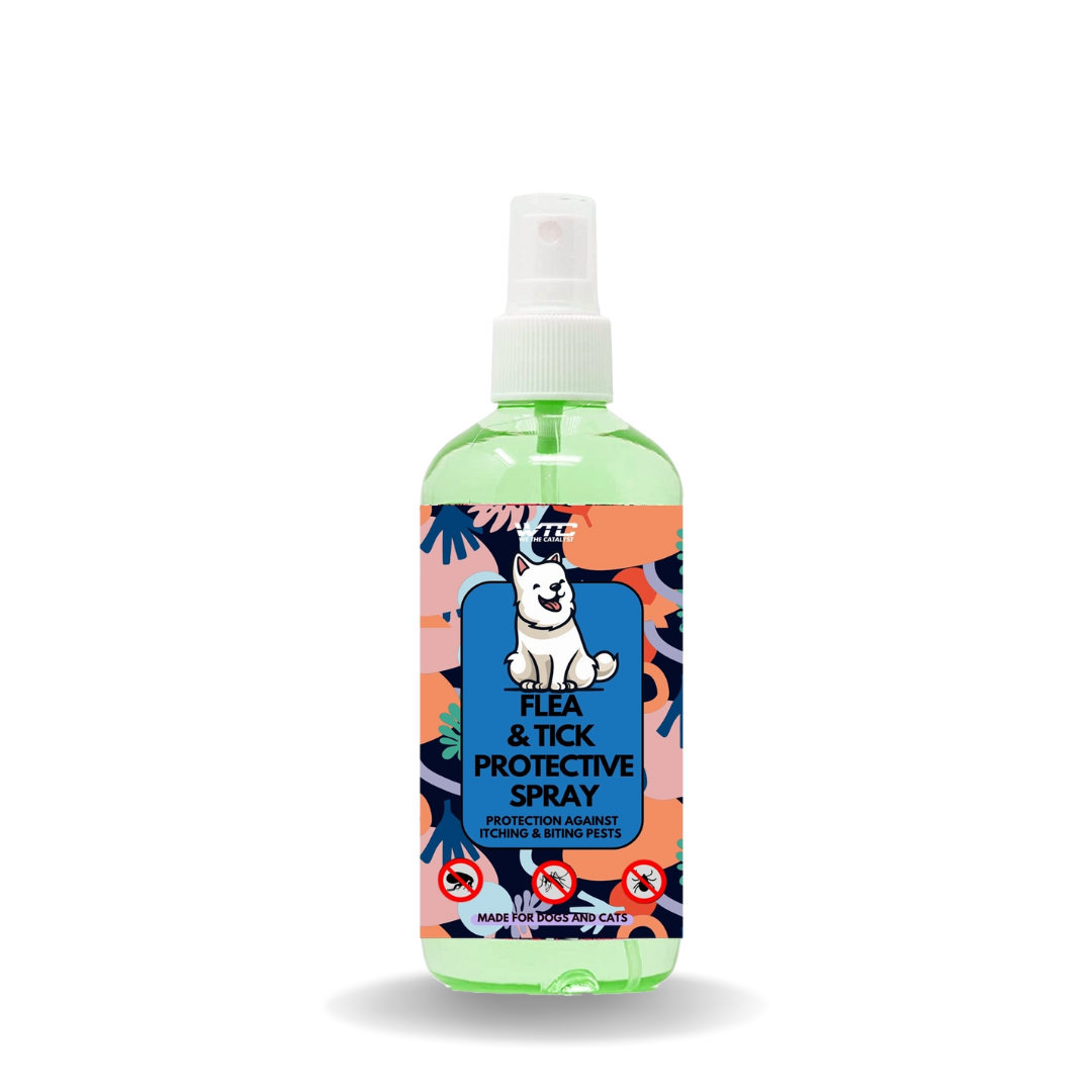 Flea, Tick & Mosquito Spray 500 ML for Dogs, Cats, and Home - Flea and Tick Killer, Control, Prevention, Treatment - with Natural Essential Oils - Pet and Family Safe - Peppermint